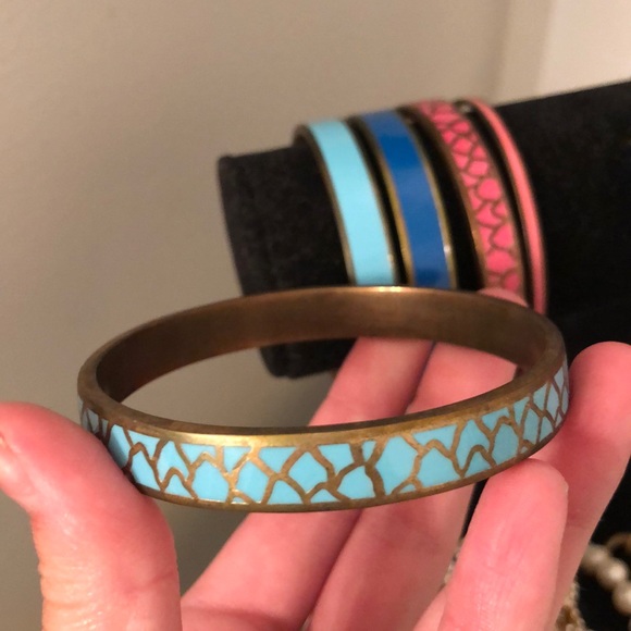 Bracelet Set FREE with Purchase - Picture 3 of 3